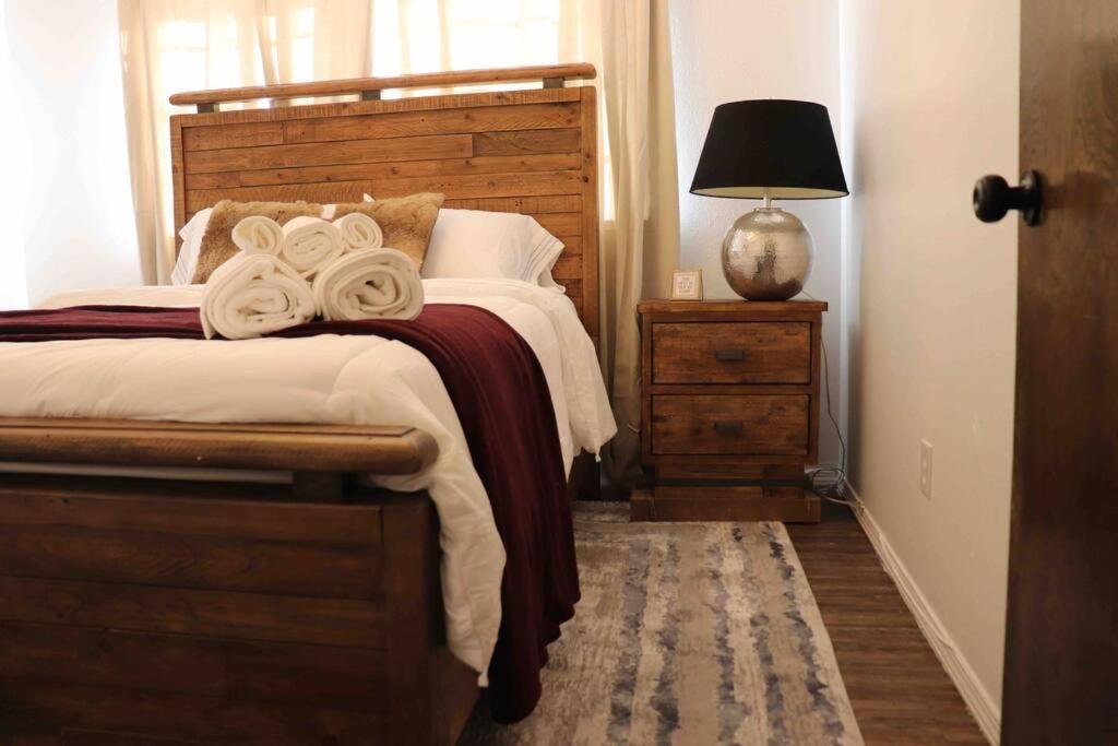 Villa By Hwy, 3/2 , Sleeps Large Group Palo Duro Fun Amarillo Exterior foto