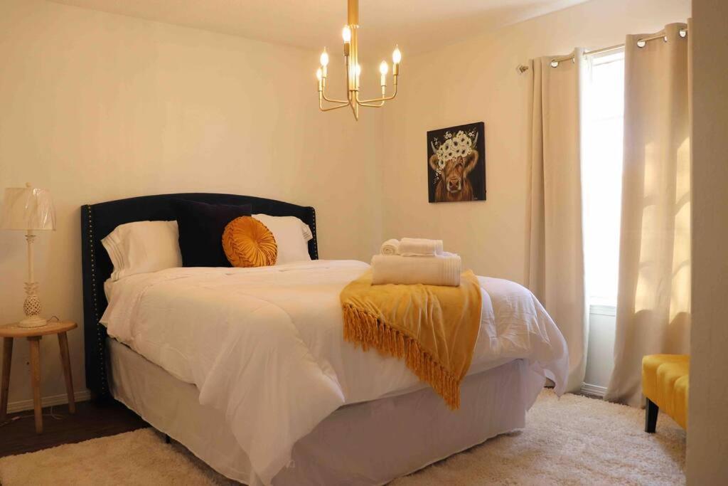 Villa By Hwy, 3/2 , Sleeps Large Group Palo Duro Fun Amarillo Exterior foto