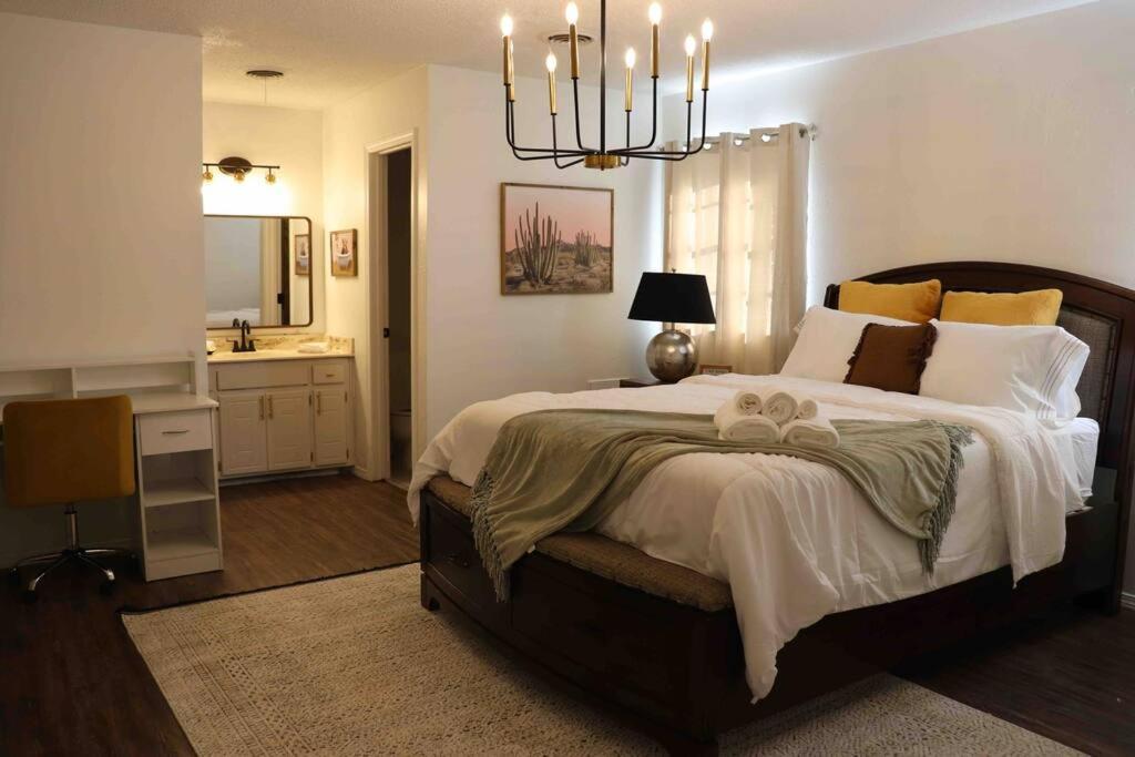 Villa By Hwy, 3/2 , Sleeps Large Group Palo Duro Fun Amarillo Exterior foto